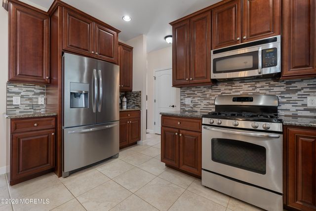 480 Pirate Lane, Manahawkin, NJ 08050