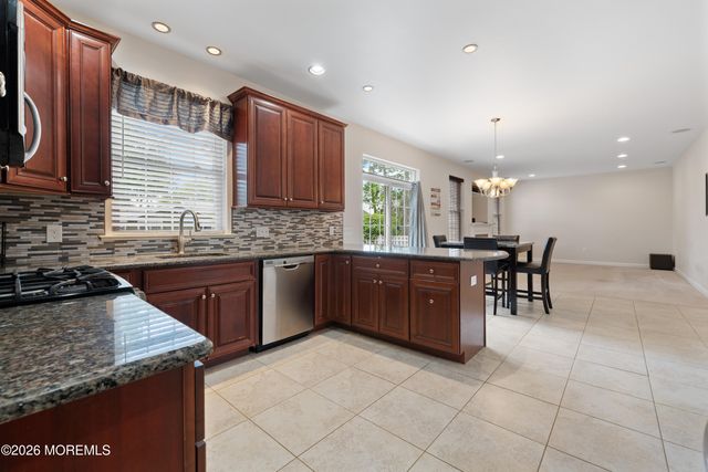 480 Pirate Lane, Manahawkin, NJ 08050