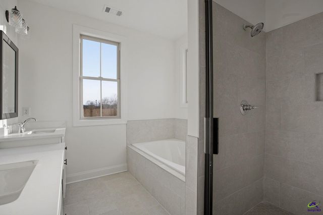 209 Farmland Circle, Perry, GA 31069