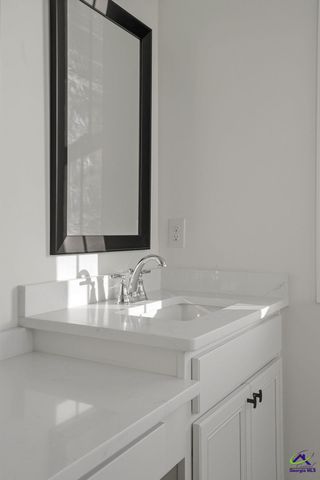 209 Farmland Circle, Perry, GA 31069