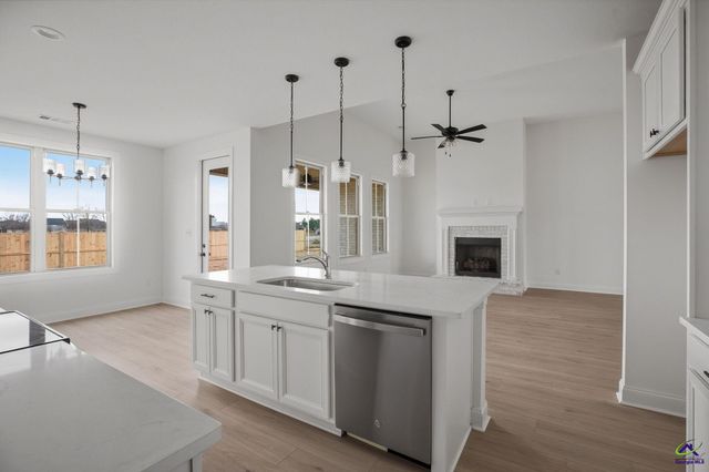 209 Farmland Circle, Perry, GA 31069