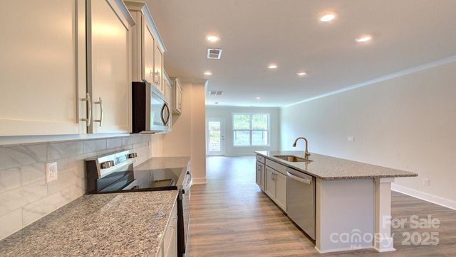 113 Sugg Trail, Weaverville, NC 28787