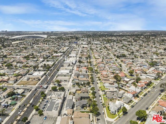 2414 W 85th Street, Inglewood, CA 90305
