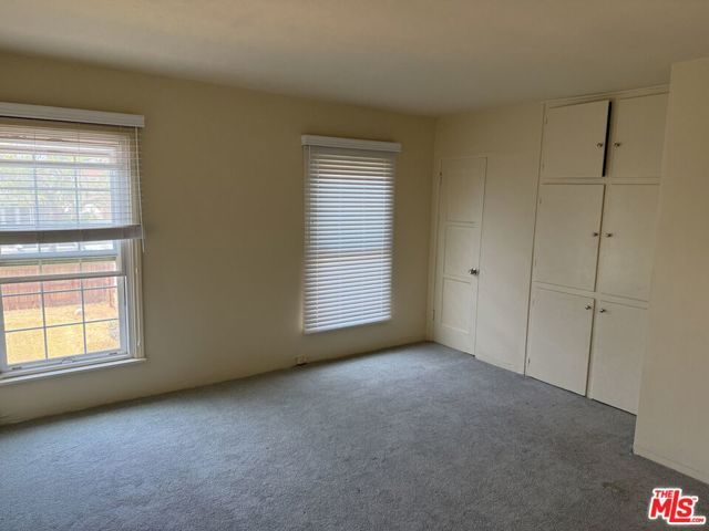 2414 W 85th Street, Inglewood, CA 90305