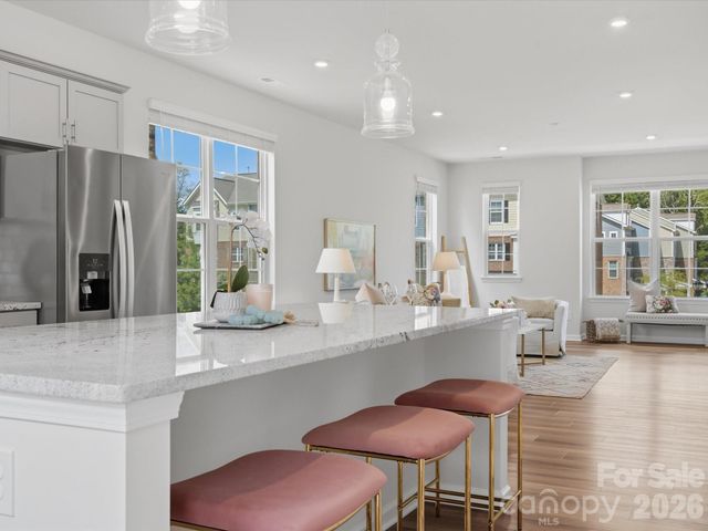 10126 Hemingway Place, Charlotte, NC 28227