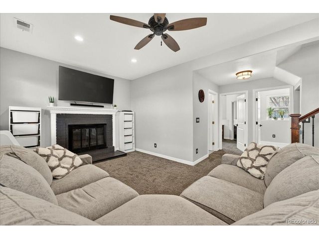 8697 Aspen Cir, Parker, CO 80134