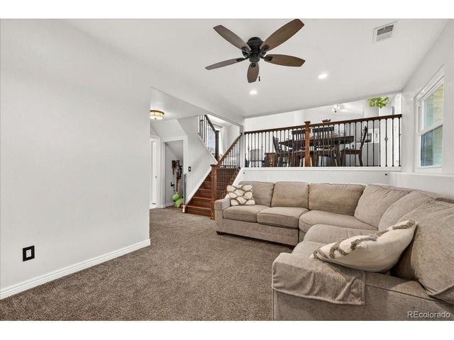 8697 Aspen Cir, Parker, CO 80134