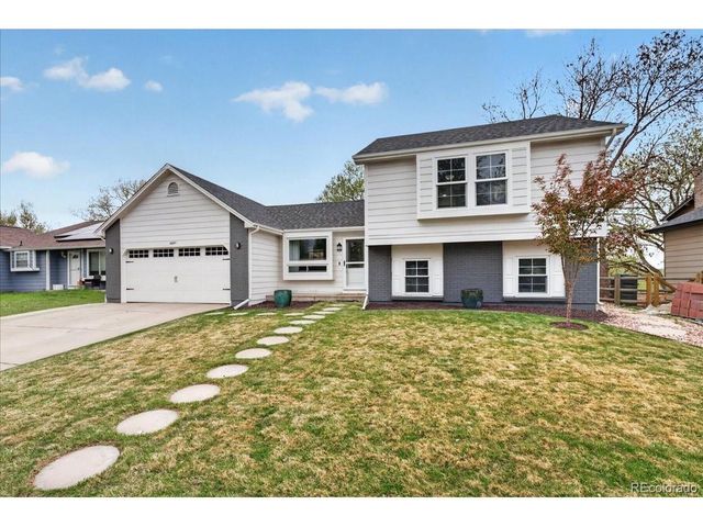 8697 Aspen Cir, Parker, CO 80134