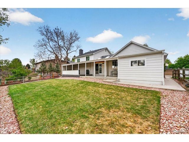 8697 Aspen Cir, Parker, CO 80134
