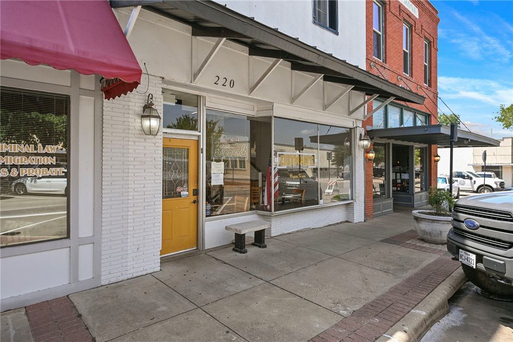 220 North Main Street, Bryan, TX 77803 — photo 3