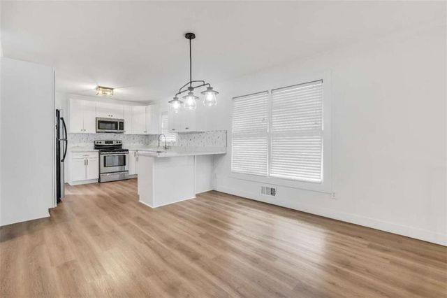 2940 Harris Street, East Point, GA 30344