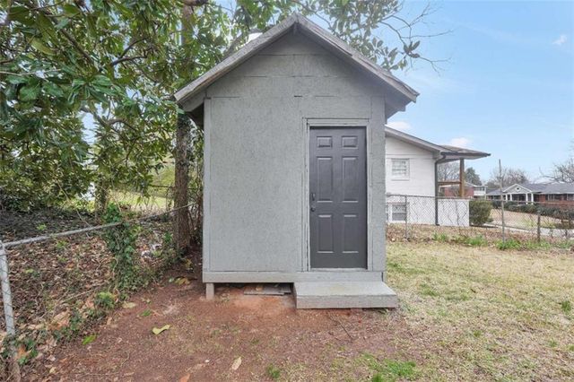 2940 Harris Street, East Point, GA 30344