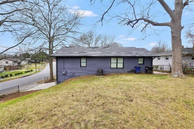 2940 Harris Street, East Point, GA 30344