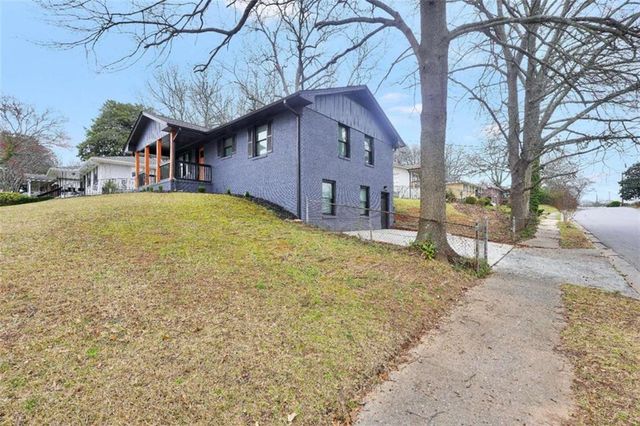 2940 Harris Street, East Point, GA 30344