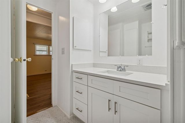 678 MOUNT MADISON AVENUE NE 661, St Petersburg, FL 33702