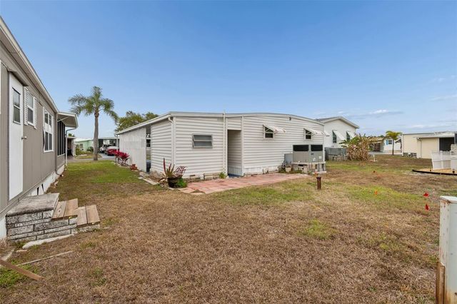 678 MOUNT MADISON AVENUE NE 661, St Petersburg, FL 33702