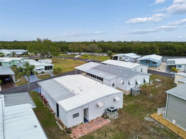 678 MOUNT MADISON AVENUE NE 661, St Petersburg, FL 33702