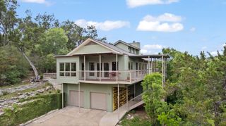 701 Yaupon Valley RD, West Lake Hills, TX 78746