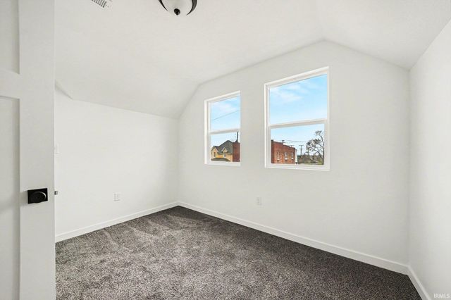 610 W Indiana Avenue, South Bend, IN 46613