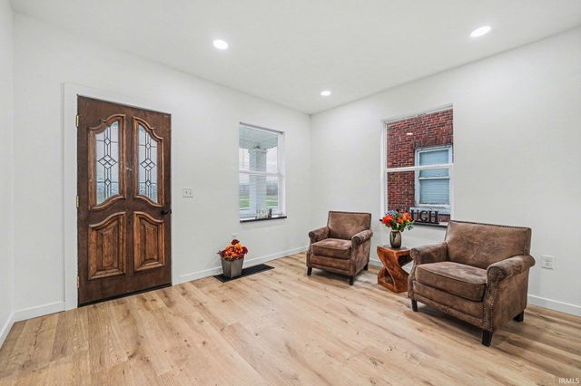 610 W Indiana Avenue, South Bend, IN 46613