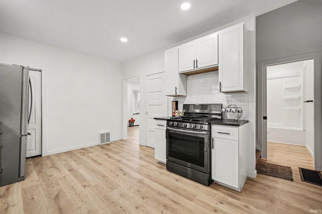 610 W Indiana Avenue, South Bend, IN 46613