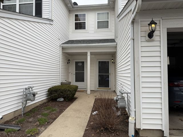 1225 Brookdale Drive, Carpentersville, IL 60110