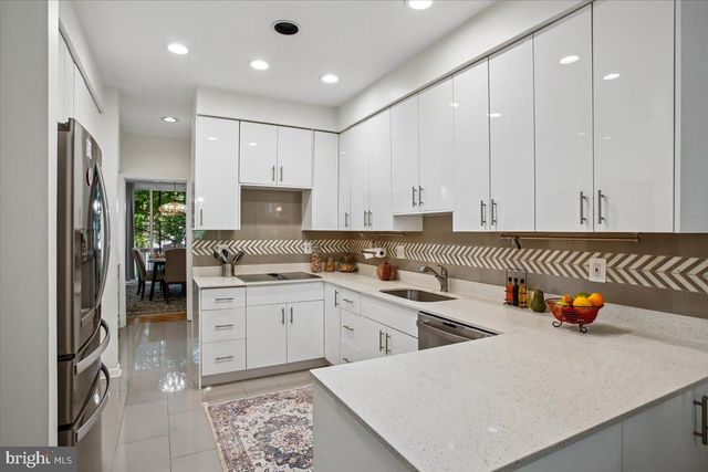 6113 GOLDTREE WAY, Bethesda, MD 20817