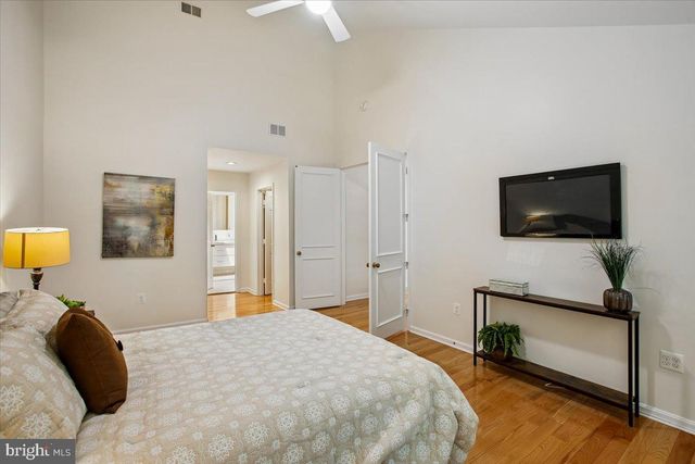 6113 GOLDTREE WAY, Bethesda, MD 20817