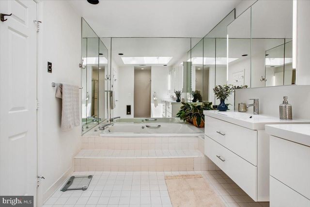 6113 GOLDTREE WAY, Bethesda, MD 20817