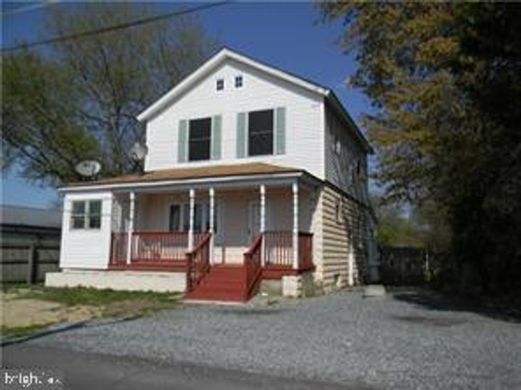 1126 PINE ST, Houston, DE 19954