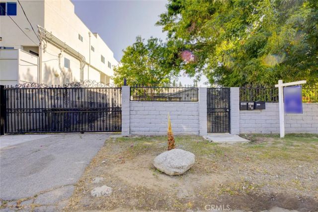 14916 Wyandotte, Van Nuys, CA 91405