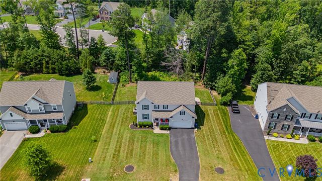 10122 Cameron Ridge Dr, Ashland, VA 23005