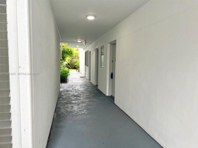9159 SW 77th Avenue 113, Miami, FL 33156