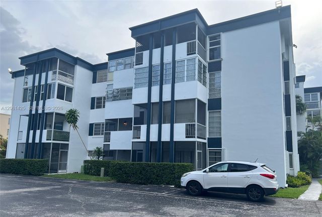 9159 SW 77th Avenue 113, Miami, FL 33156