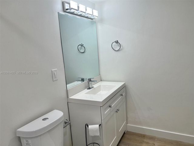 9159 SW 77th Avenue 113, Miami, FL 33156