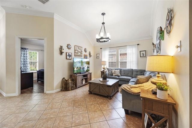 12323 E Elizabeth Shore Loop, Cypress, TX 77433