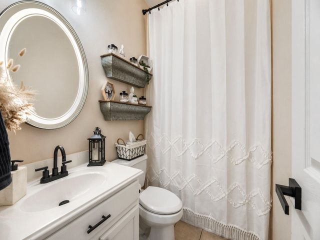 12323 E Elizabeth Shore Loop, Cypress, TX 77433