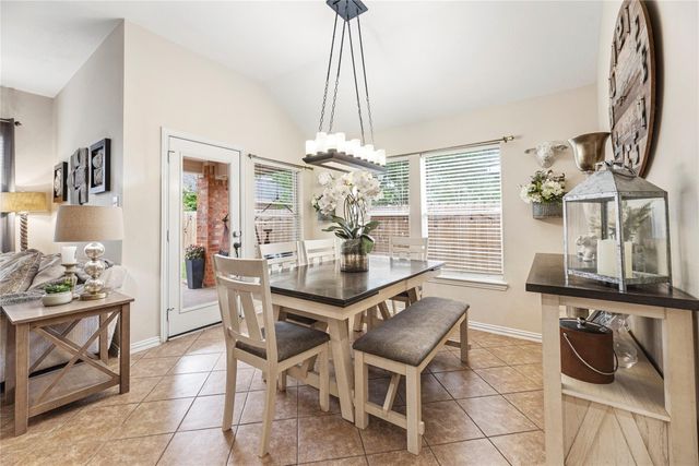 12323 E Elizabeth Shore Loop, Cypress, TX 77433