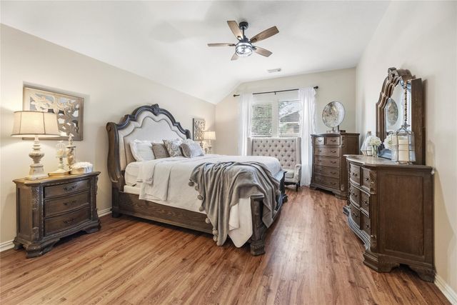 12323 E Elizabeth Shore Loop, Cypress, TX 77433