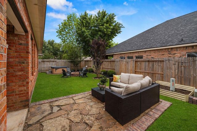 12323 E Elizabeth Shore Loop, Cypress, TX 77433