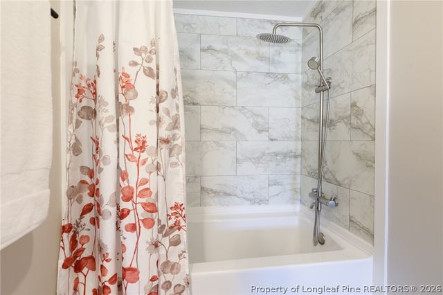 5238 Perry Oliver Drive, Hope Mills, NC 28348