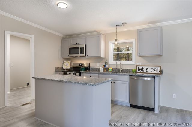 5238 Perry Oliver Drive, Hope Mills, NC 28348