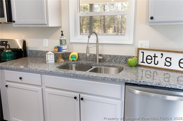 5238 Perry Oliver Drive, Hope Mills, NC 28348