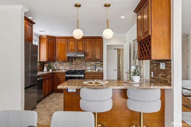 235 Oak Park Drive, San Francisco, CA 94131