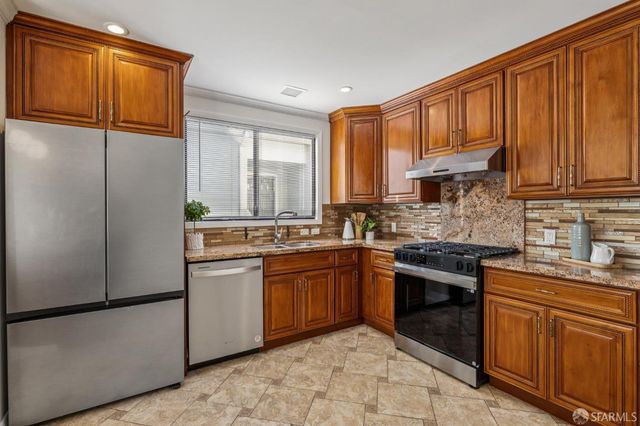 235 Oak Park Drive, San Francisco, CA 94131