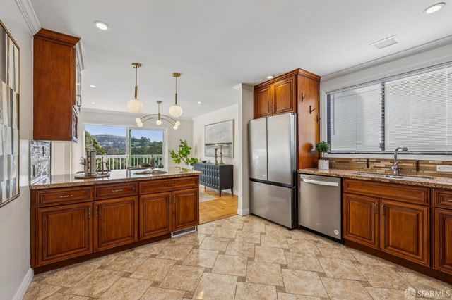 235 Oak Park Drive, San Francisco, CA 94131