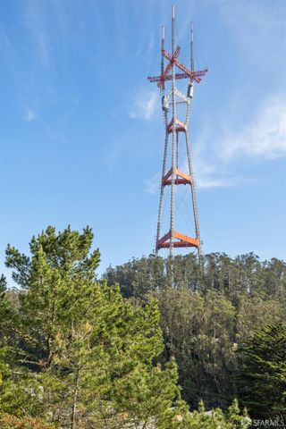 235 Oak Park Drive, San Francisco, CA 94131