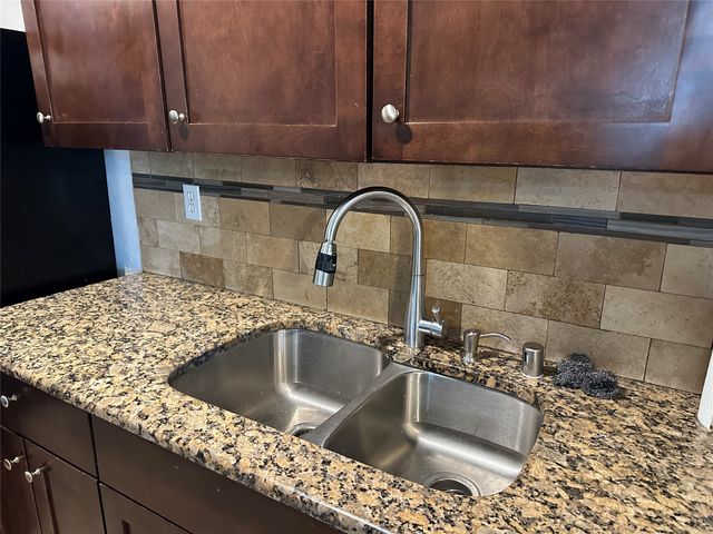 910 Sunny Slope Drive, Allen, TX 75002