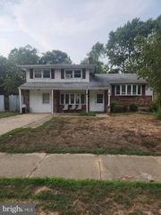419 DOGWOOD AVE, Dover, DE 19904