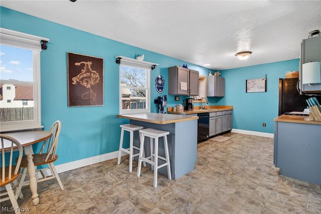 436 Bayberry Drive, Elyria, OH 44035